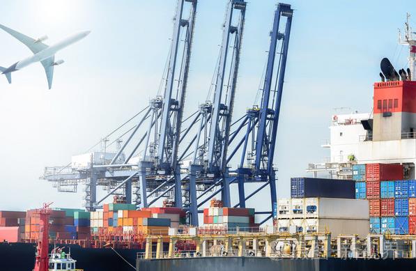 天津貨代公司在這個充滿機(jī)遇與變革的時代引領(lǐng)行業(yè)前行